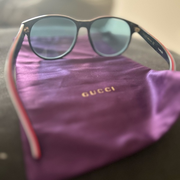 Gucci Sunglasses - Picture 8 of 8